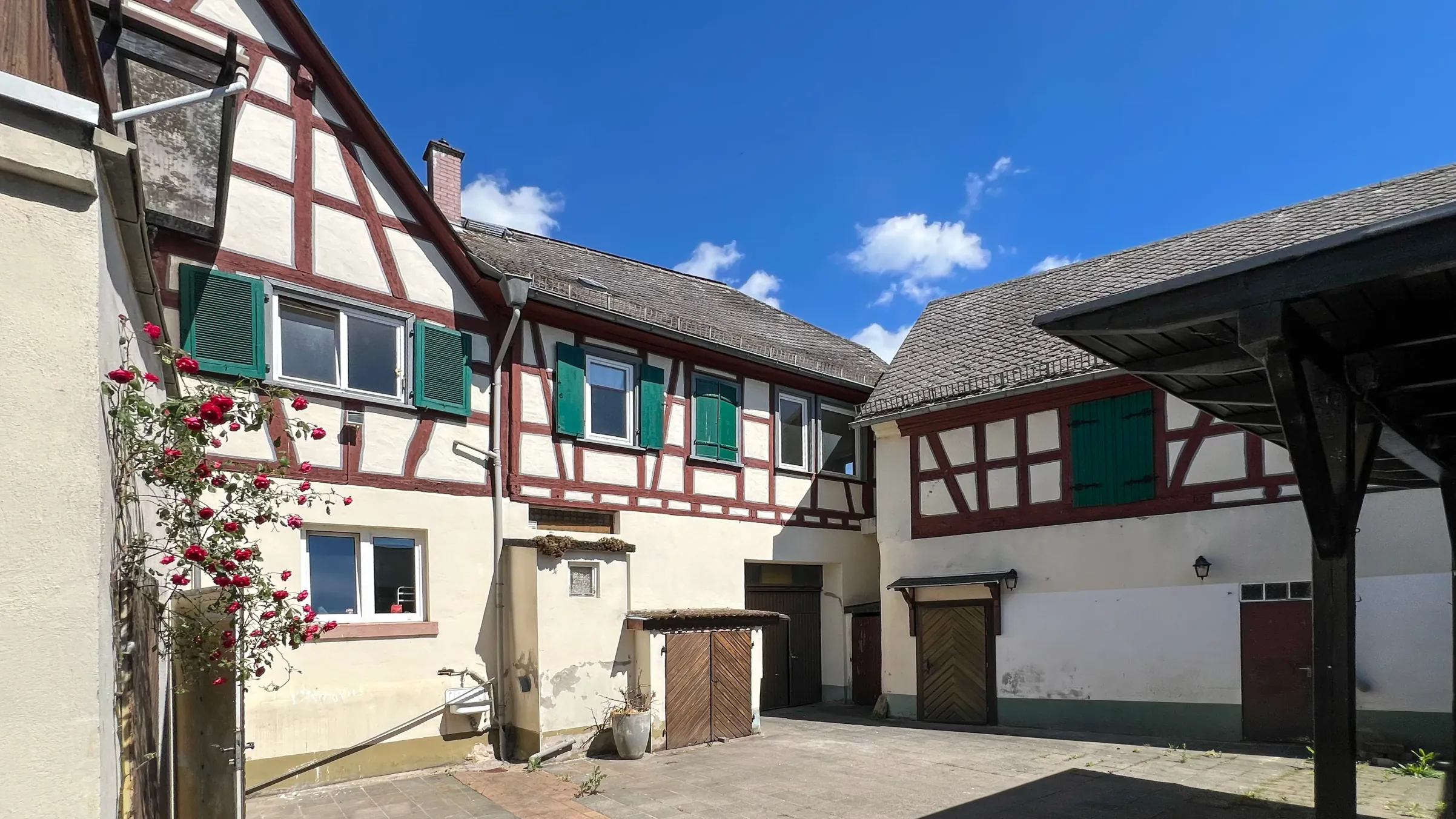 Wohnraum mit Dachterrasse