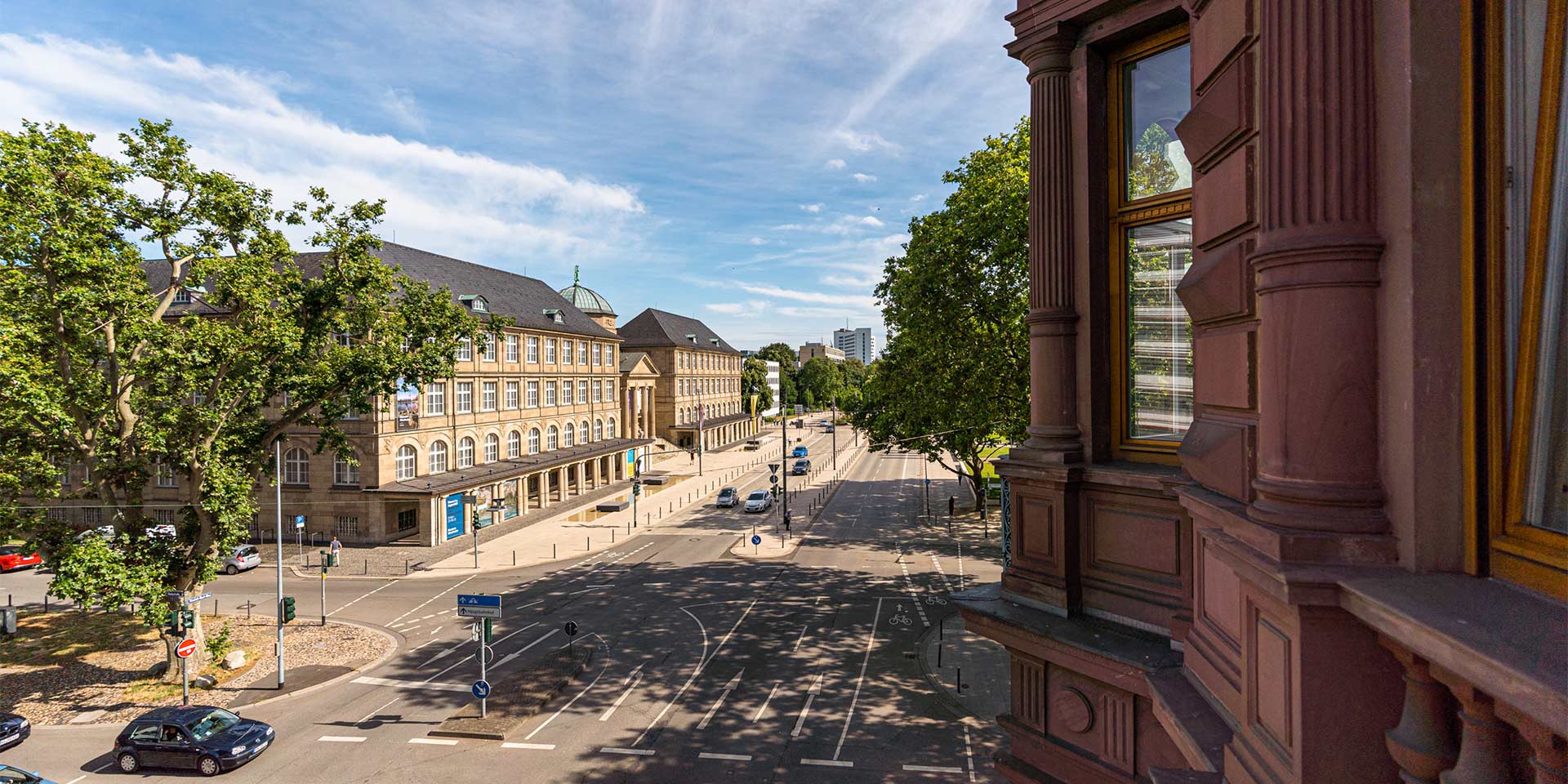 Blick vom Gebäude in Wiesbaden